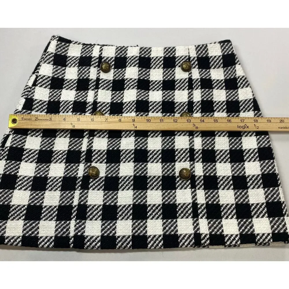 Versona Buffalo Plaid Tweed Mini Skirt • Gold Buttons • Size 8